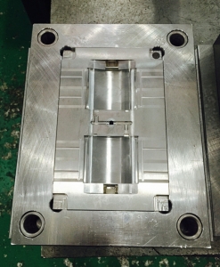 Y300422儀器塑膠制品，深圳塑膠模具廠，注塑模具加工